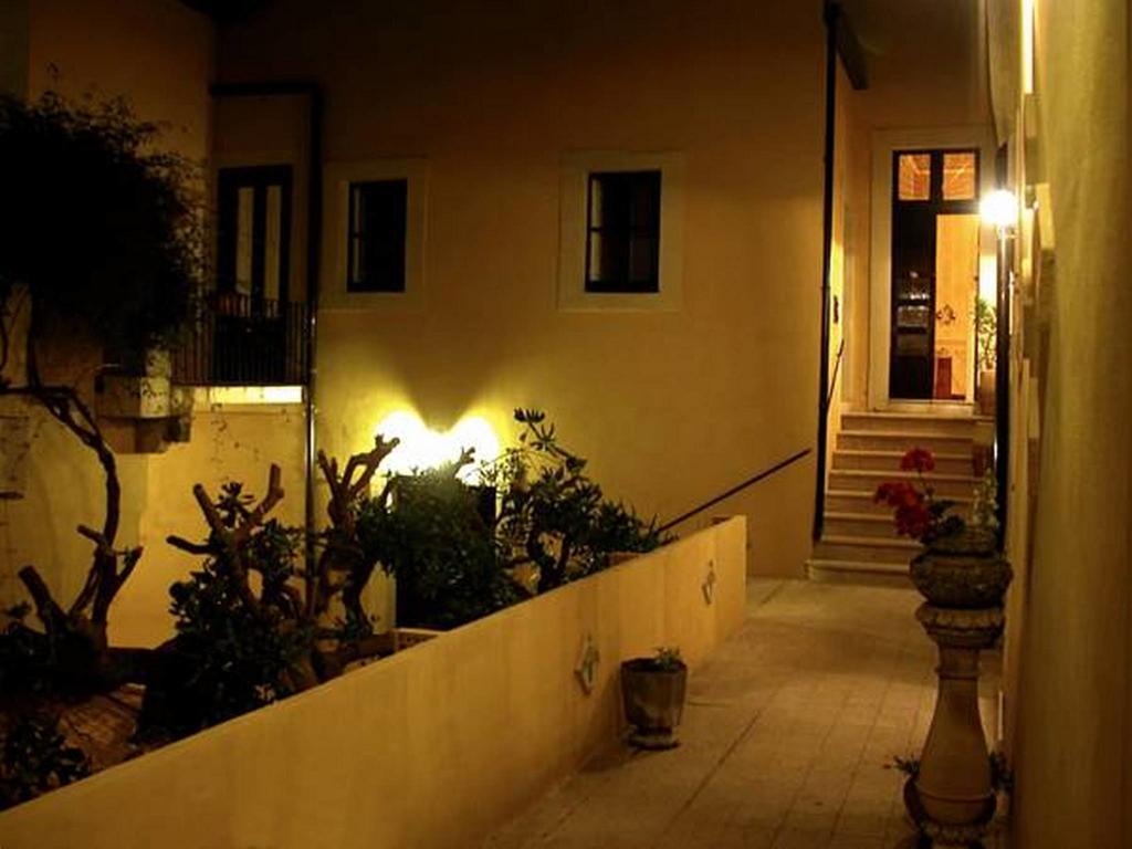 Bed and Breakfast Il Giardino Del Barocco Noto Zewnętrze zdjęcie