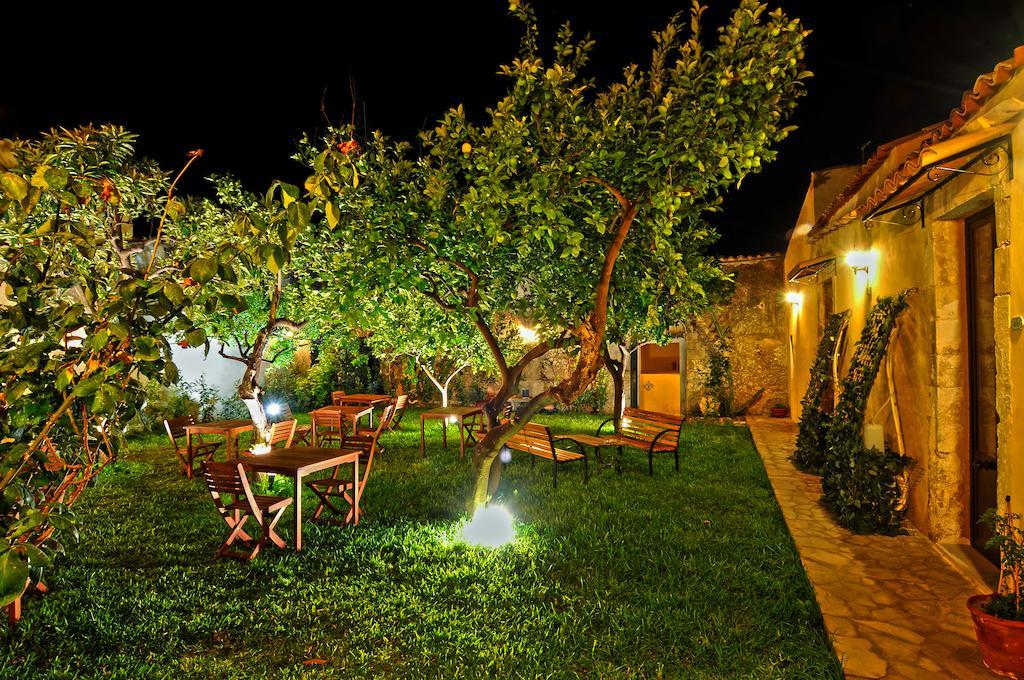 Bed and Breakfast Il Giardino Del Barocco Noto Zewnętrze zdjęcie