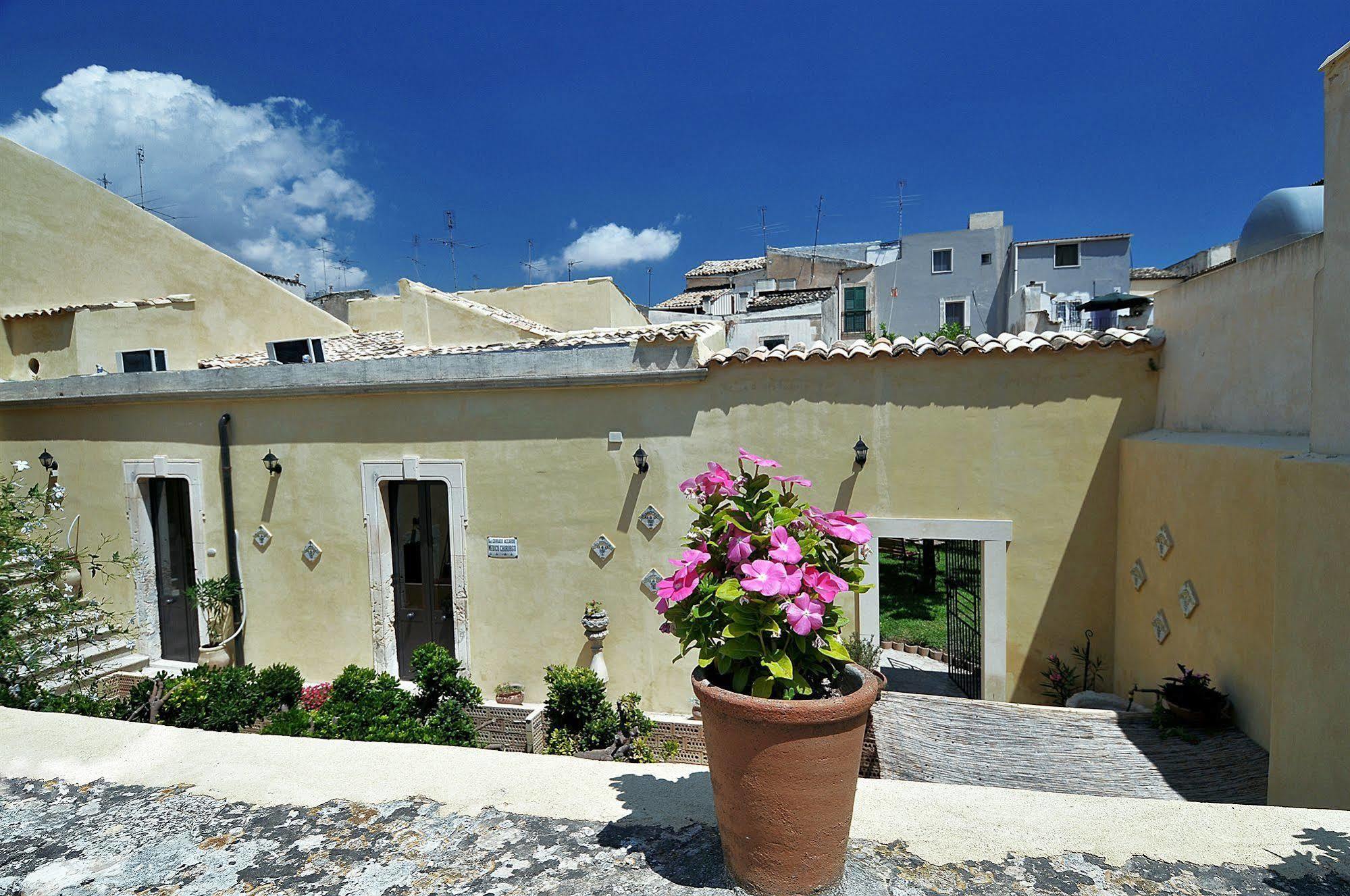 Bed and Breakfast Il Giardino Del Barocco Noto Zewnętrze zdjęcie